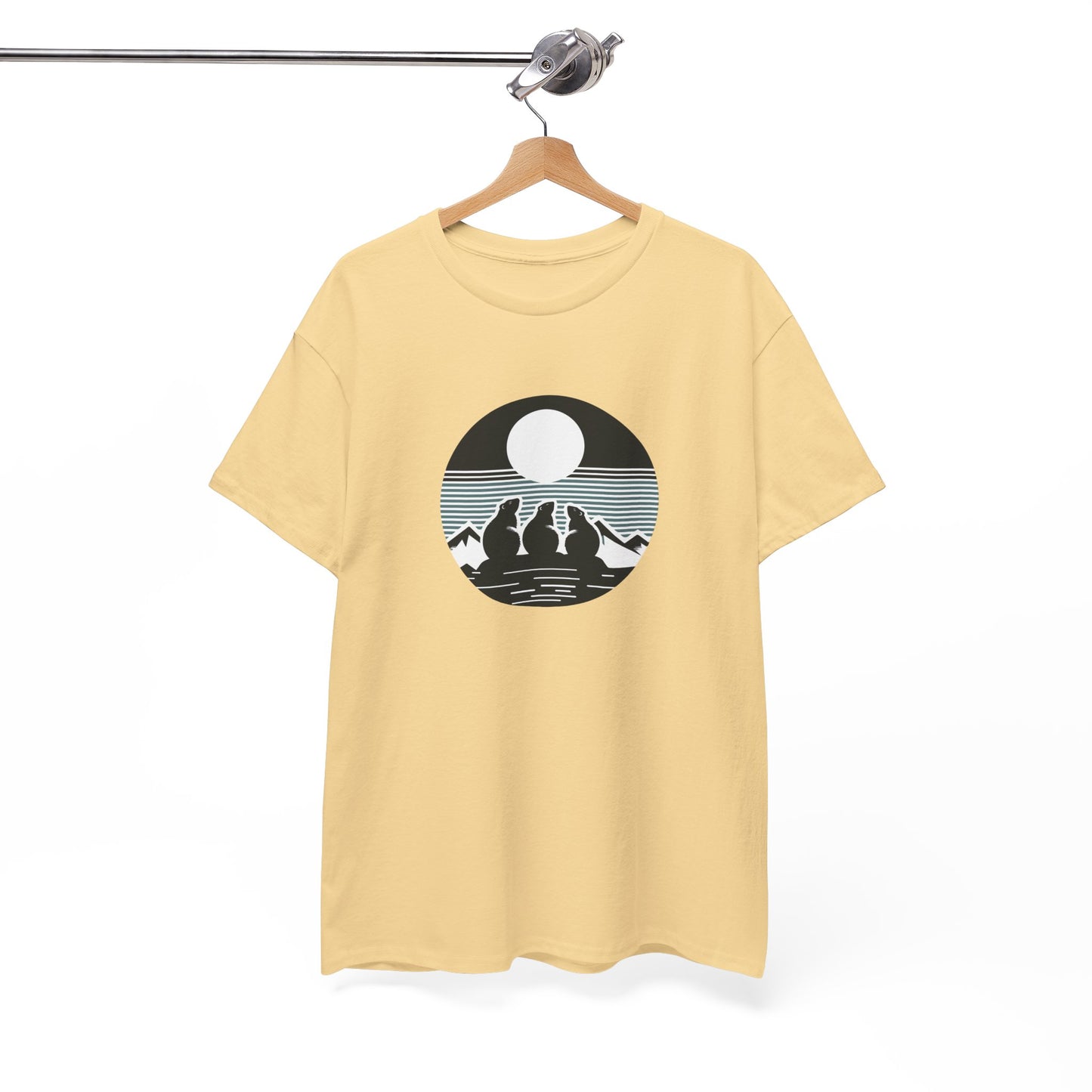 T-shirt: 3 Marmot Moon